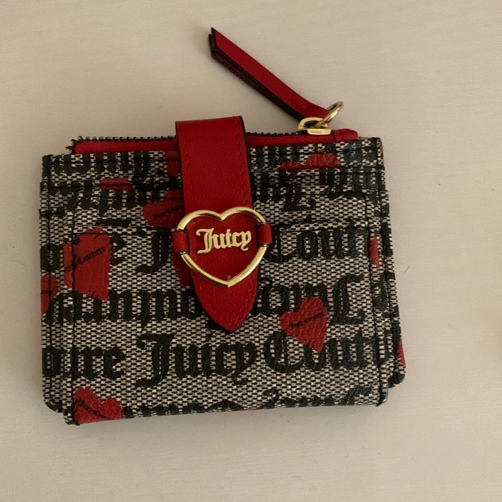 Juicy Couture Heart Wallet ❤️